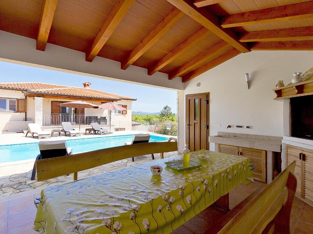 Villa Lucija By Interhome Raša Exterior foto
