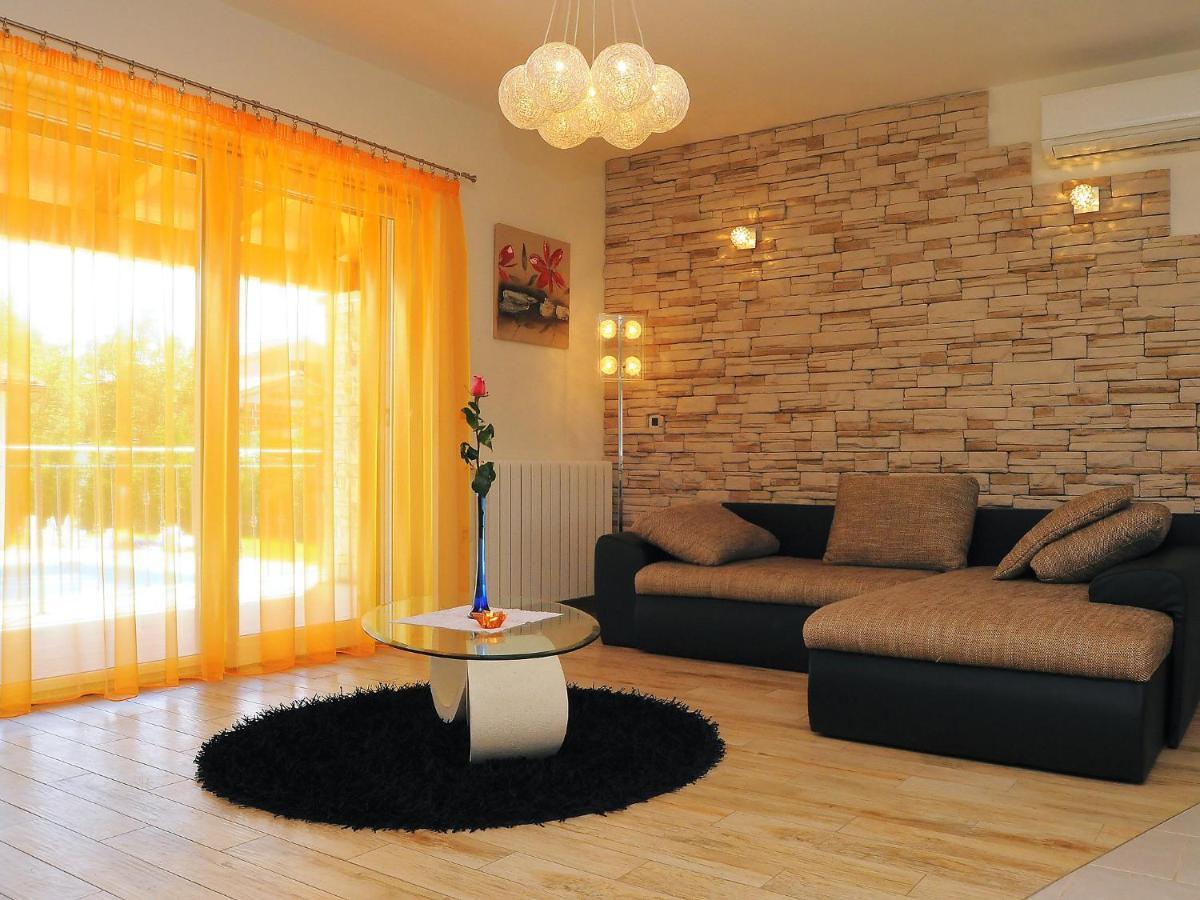 Villa Lucija By Interhome Raša Exterior foto